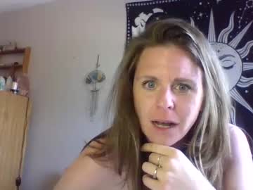 girl
        naughtyymarie420 cam image #93566