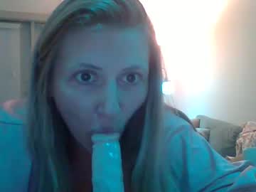 girl
        katrinalmoore cam image #115405