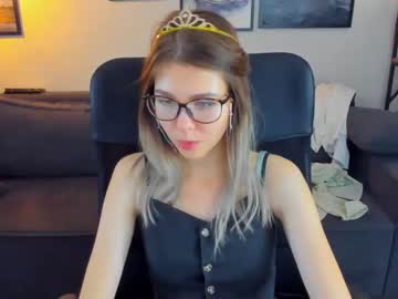 girl
        lisa_roses cam image #39920