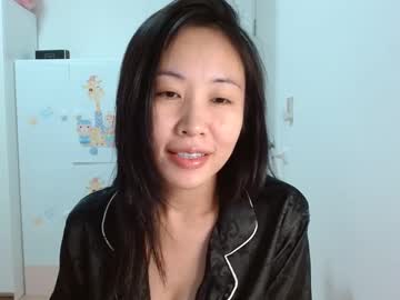 girl
        asiantabbyx cam image #220373