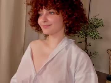 girl
        curlymonicca cam image #97456