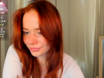 girl
        skye_shy cam image #201124