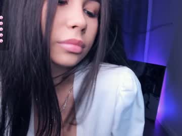girl
        vicky_tells cam image #145612