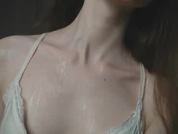 girl
        sunnfay cam image #261104