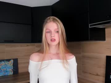 girl
        odelyngambell cam image #190783