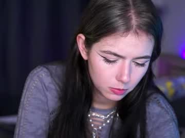 girl
        sirenevelyn cam image #213164