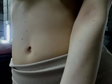girl
        jenniferden cam image #163269