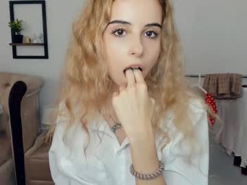 girl
        xterribly_cutex cam image #111415