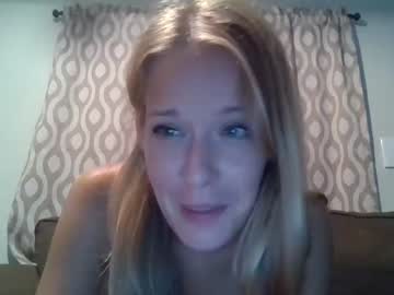 girl
        brittx00x cam image #107155