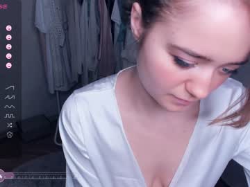 girl
        secretimagination cam image #152937