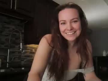 girl
        sofiainw0nderland cam image #157082