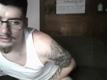 couple
        dantecottenandshay cam image #117012