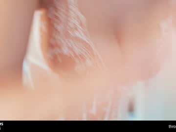 girl
        katdreams cam image #76959