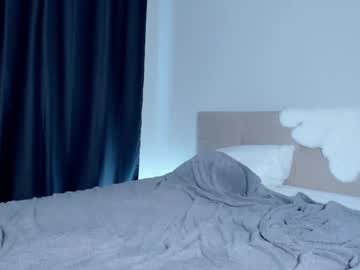 girl
        lucky_dreamer_girl cam image #188994