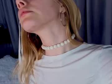 girl
        ch3rryt0ffee cam image #255229
