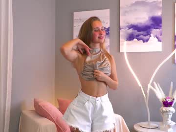 girl
        dary_vanclief cam image #202573