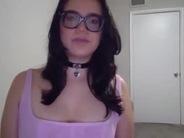 girl
        woevalentine cam image #84885