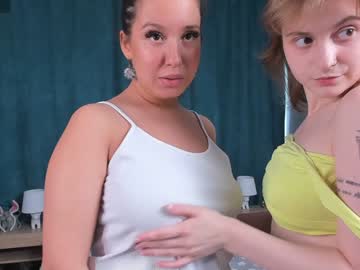 girl
        lucia_be cam image #179294