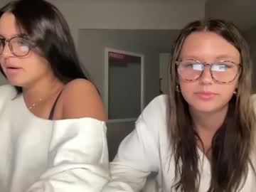 girl
        kyliecarterxo cam image #199023