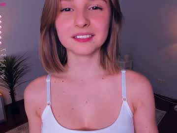 girl
        edlacovert cam image #151543