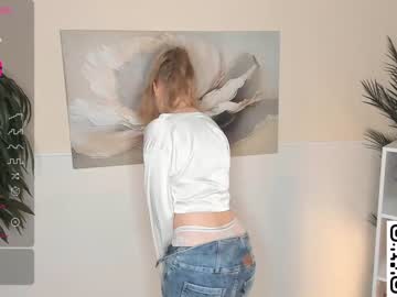 girl
        _megryan_ cam image #157213