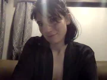 girl
        milaboo_xoxo cam image #88590
