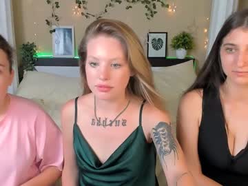 girl Hidden Sex Cam Live Stream with isla_meow