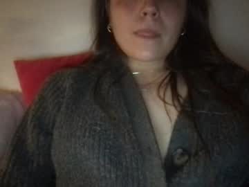 girl
        lababyr8 cam image #136579