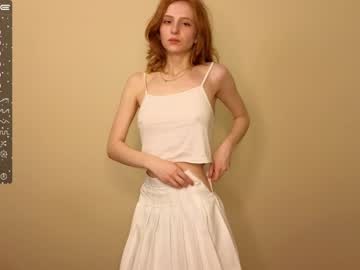 girl
        wowshumm cam image #85860