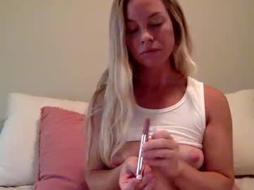 girl
        centerfoldpaige cam image #194611
