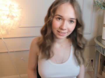 girl
        catefarman cam image #142184
