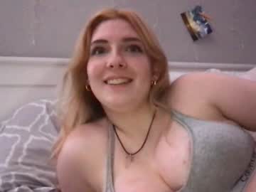 girl
        stelladams cam image #140580