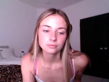 girl
        sophiesweetss cam image #175761