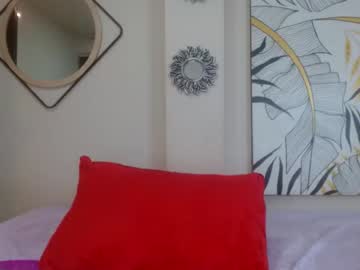girl
        wanda_liones cam image #158092