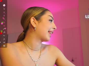 girl
        joyceline_fox cam image #247920