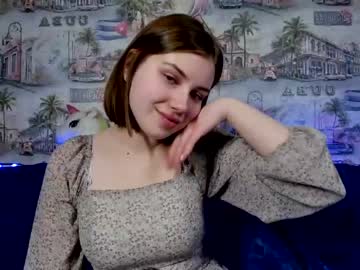 girl
        ruth_sky cam image #28085