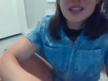 girl
        cukqueen436282 cam image #96132