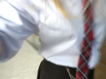 girl
        lynetades cam image #205785