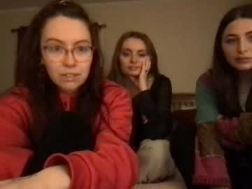 girl
        vrose444 cam image #44708