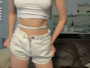 girl
        samanthajacksons cam image #72827