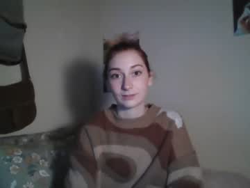girl
        daddysdollhouse cam image #131938