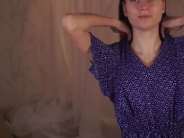 girl
        ashleyflitton cam image #229934