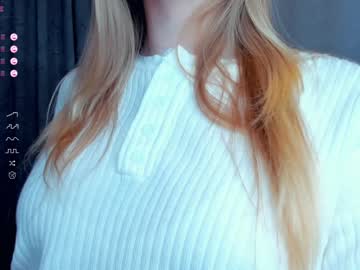girl
        synnovegrise cam image #160968
