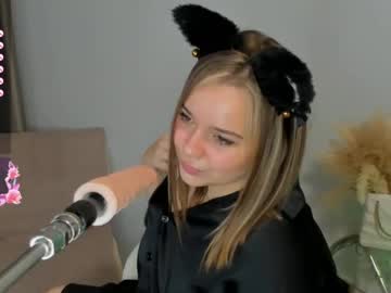 girl
        melissabowen cam image #197385