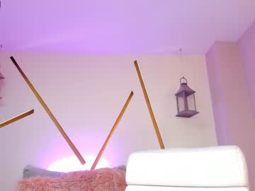 girl
        juliaparkerx cam image #67023