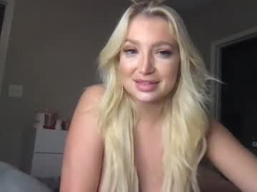 girl
        daisyanderson cam image #106002