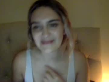 girl
        mollystoneeof cam image #44103