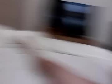 couple
        dubblj cam image #122178