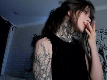 girl
        uwu_eva cam image #259831