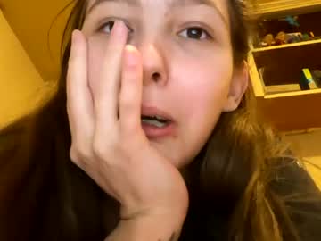 girl
        lexiibrat cam image #57565
